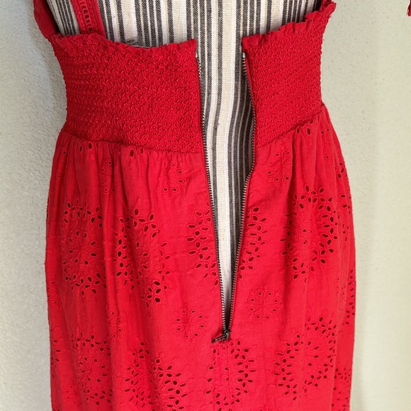 Alice + Olivia NWOT Levine Smocked Midi Dress Poppy Red 6 - Picture 9 of 12
